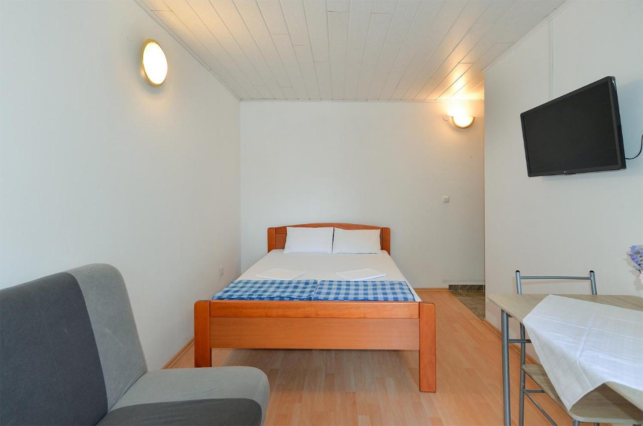Apartment Bozo 1631 Fažana Eksteriør billede